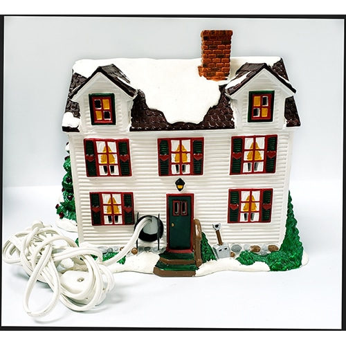 Ronald Mcdonald House Snow Village Dept 56 Rare Retired Pre owned Back