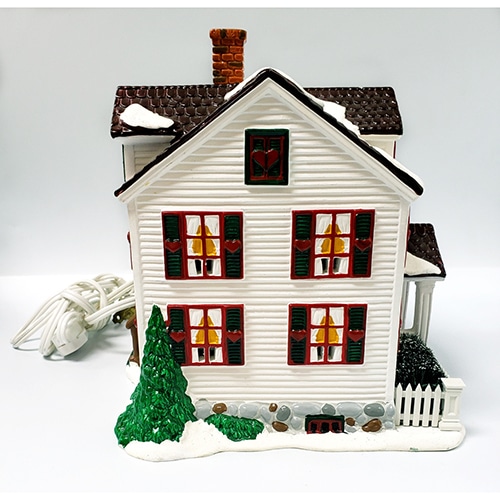 Ronald Mcdonald House Snow Village Dept 56 Rare Retired Pre owned Side