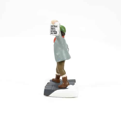 Friends Neighbors Christmas in the City Village Dept 56 Paper Boy Side
