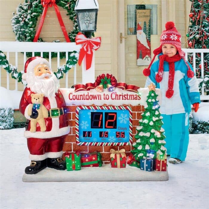 Santas Countdown to Christmas Digital Sculpture Outside