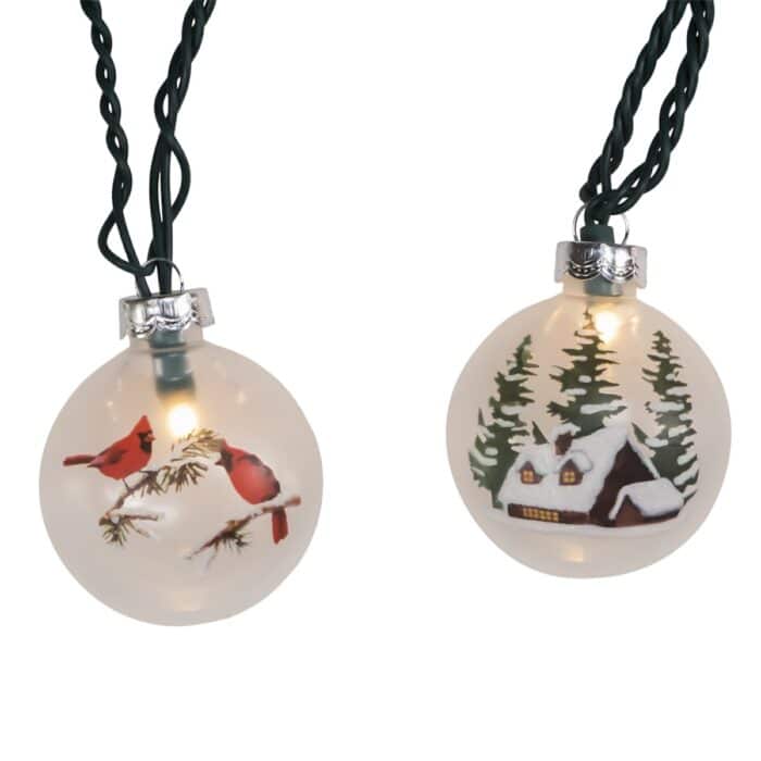 Cardinal and Cabin Light Set Close Up