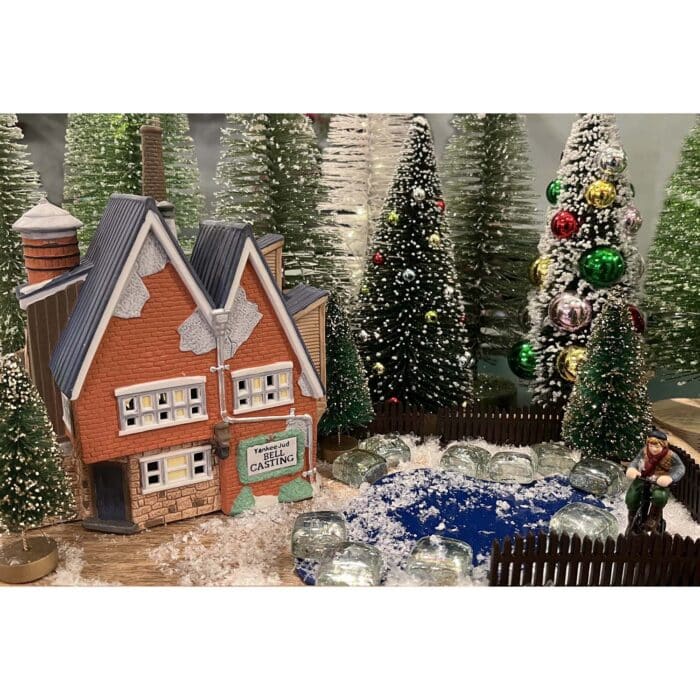 New England Village Starter Set Vintage D56 Pre owned