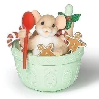 Cookie Baking Charming Tails by Dean Griff