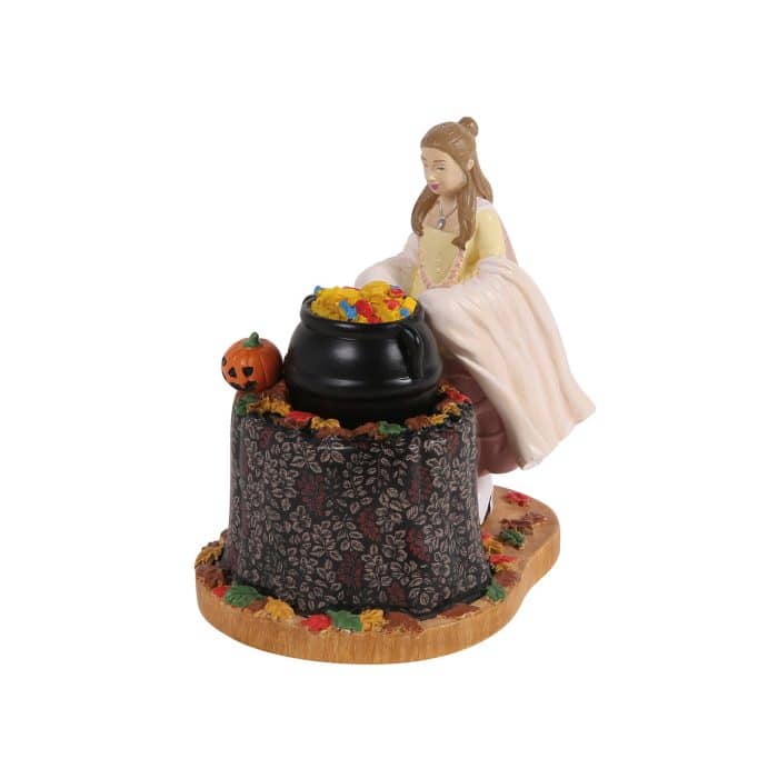 Allison is on Candy Duty Hocus Pocus Disney